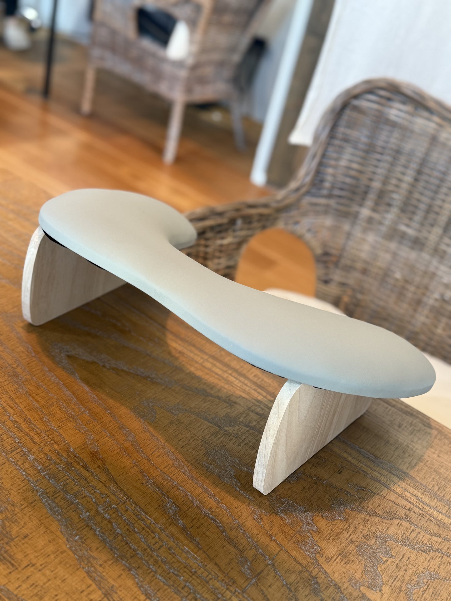 【T005】アームレストHigh /law