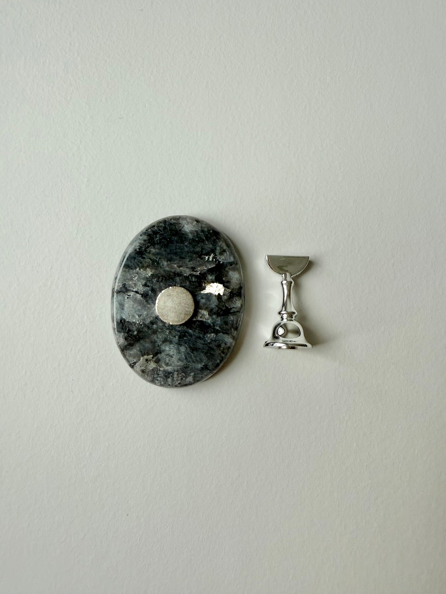 【T002】ストーンチップスタンド